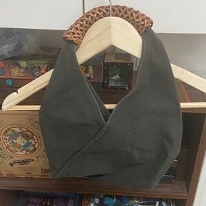 KAMARO'AN Woven Triangle Bag Small